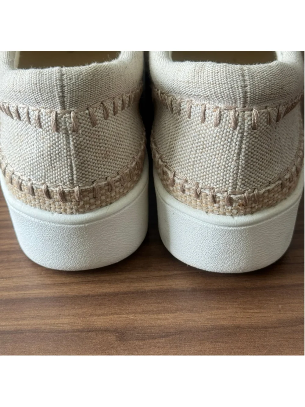 Johnny Was Floral Embroider Platform Slip-On Sneakers Beige Canvas Shoes Sz 8.5